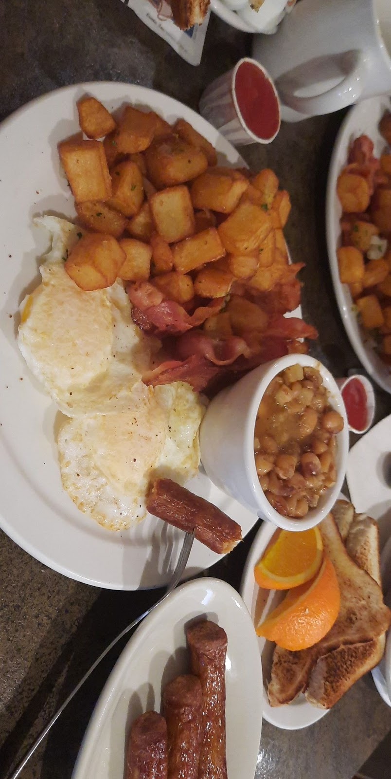 Chez Raymond | 486 Rue Principale, Neguac, NB E9G 1N1, Canada | Phone: (506) 776-9000