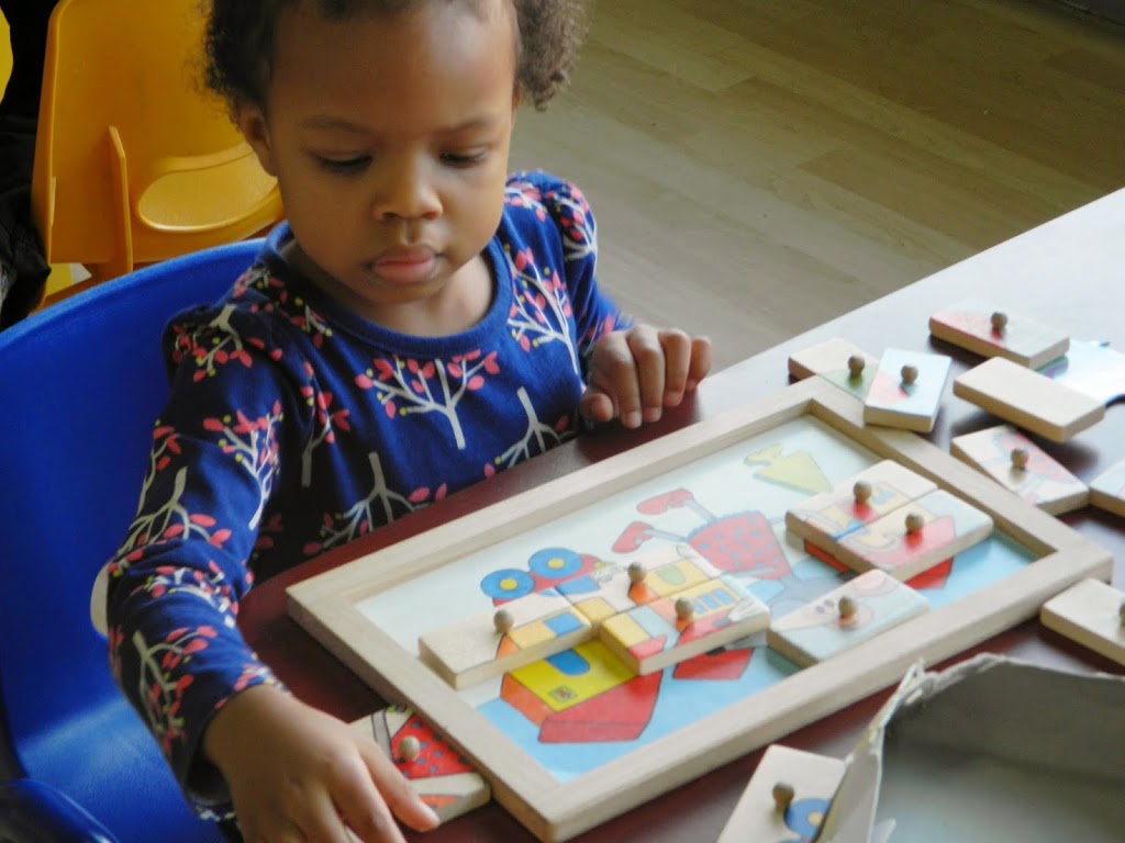 Oak Tree Childcare Centre | 163 King Rd, Richmond Hill, ON L4E 2W1, Canada | Phone: (289) 234-2700