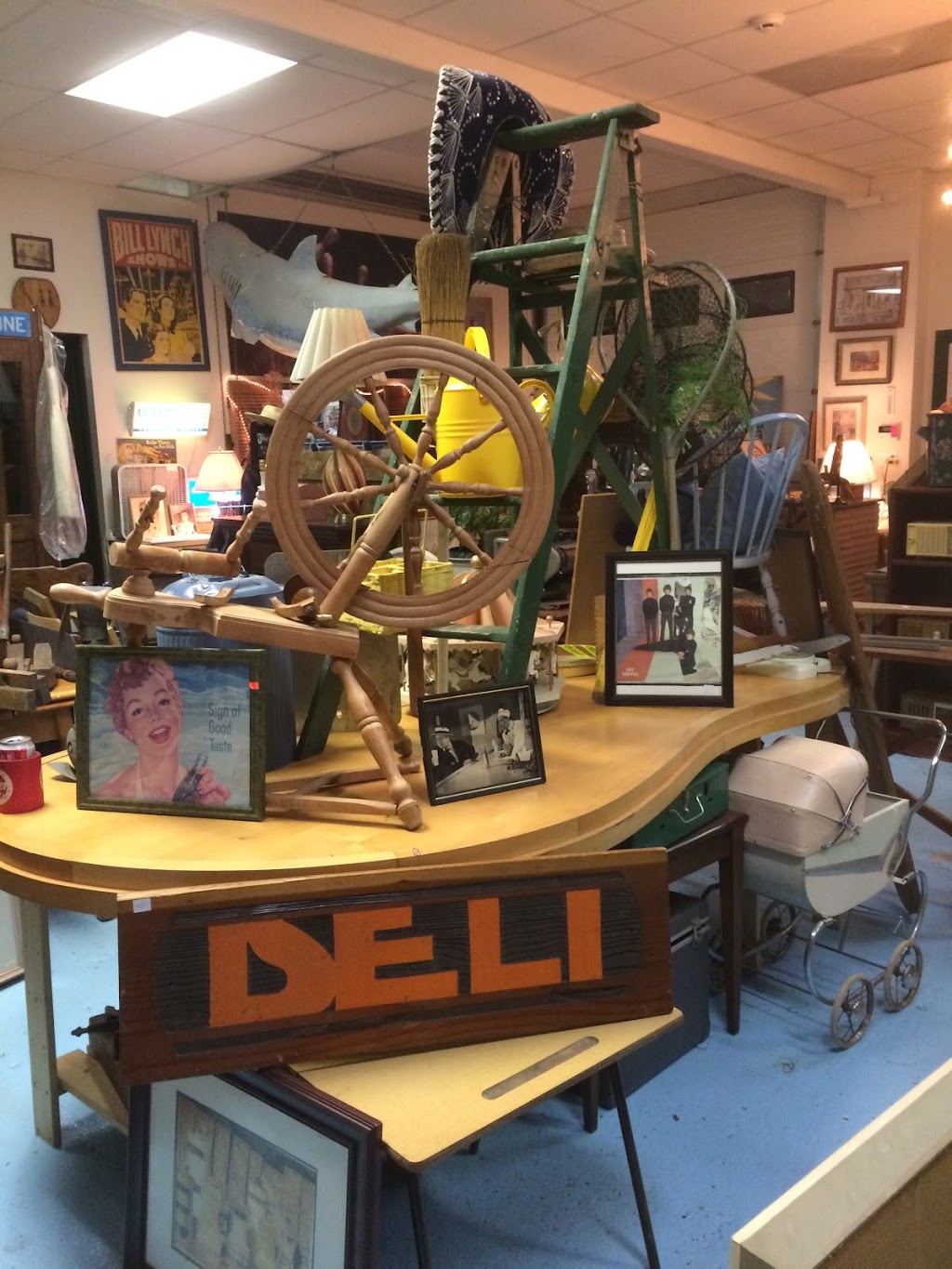 Bobs Boys Antiques and collectibles. | 302 Canboro Rd, Ridgeville, ON L0S 1M0, Canada | Phone: (905) 736-0051