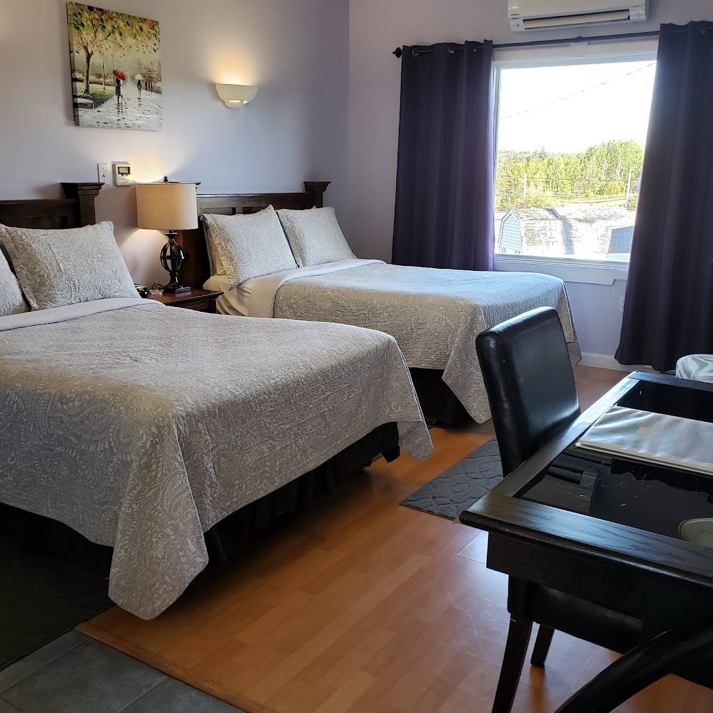 Antigonish Evergreen Inn | 399 Hawthorne St, Antigonish, NS B2G 1B9, Canada | Phone: (902) 863-0830
