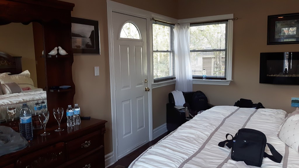 Eagles Rest Bed & Breakfast | 140 Brayside St, Port Stanley, ON N5L 1A2, Canada | Phone: (519) 670-2894