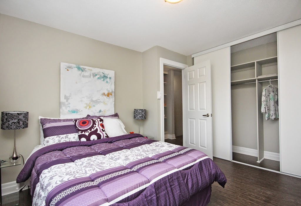 Elmridge Gardens - CLV Group | 1910 Elmridge Dr, Gloucester, ON K1J 6S7, Canada | Phone: (613) 518-1076