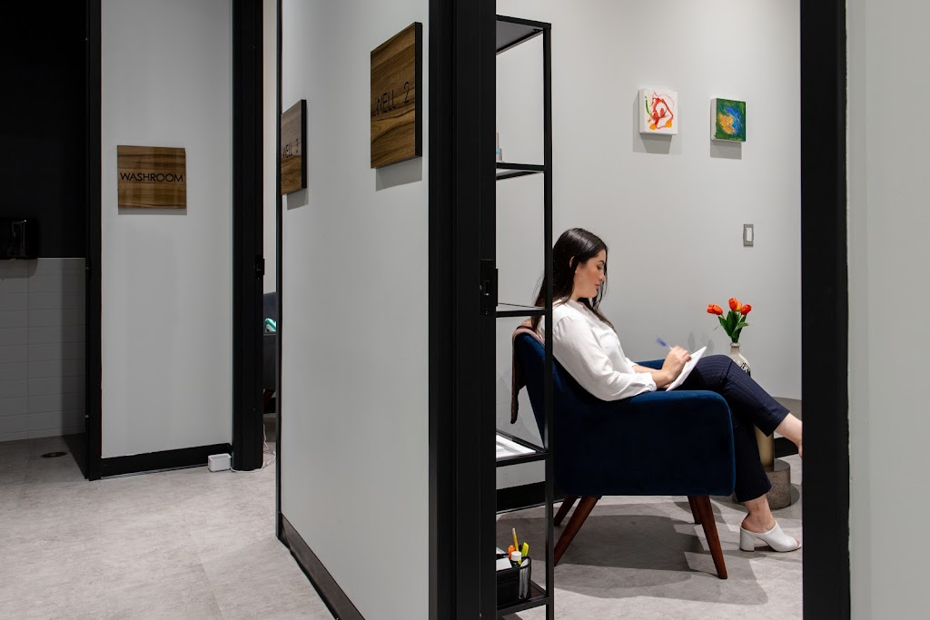 HealthOneTO Wellness | 110 Harbour St, Toronto, ON M5J 0B7, Canada | Phone: (416) 613-5633
