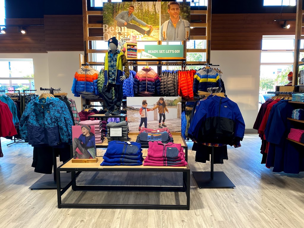 L.L.Bean | Dartmouth Crossing, 174 Hector Gate, Dartmouth, NS B3B 0C6, Canada | Phone: (902) 493-3489