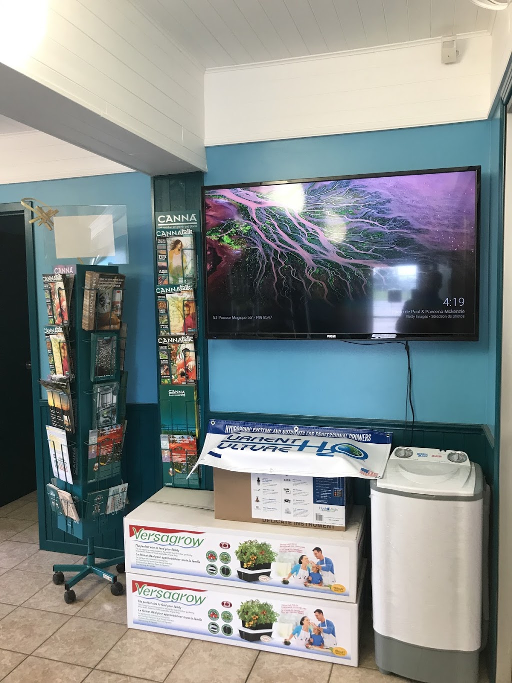 Pousse Magique Inc | 515 Rue Lanaudière, Repentigny, QC J6A 7N1, Canada | Phone: (450) 582-6662