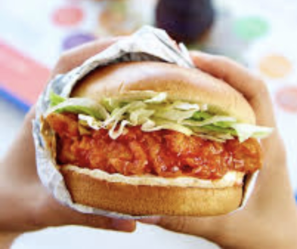 Mary Browns Chicken | McCallum Junction, 1878 McCallum Rd, Abbotsford, BC V2S 0H9, Canada | Phone: (604) 776-0882