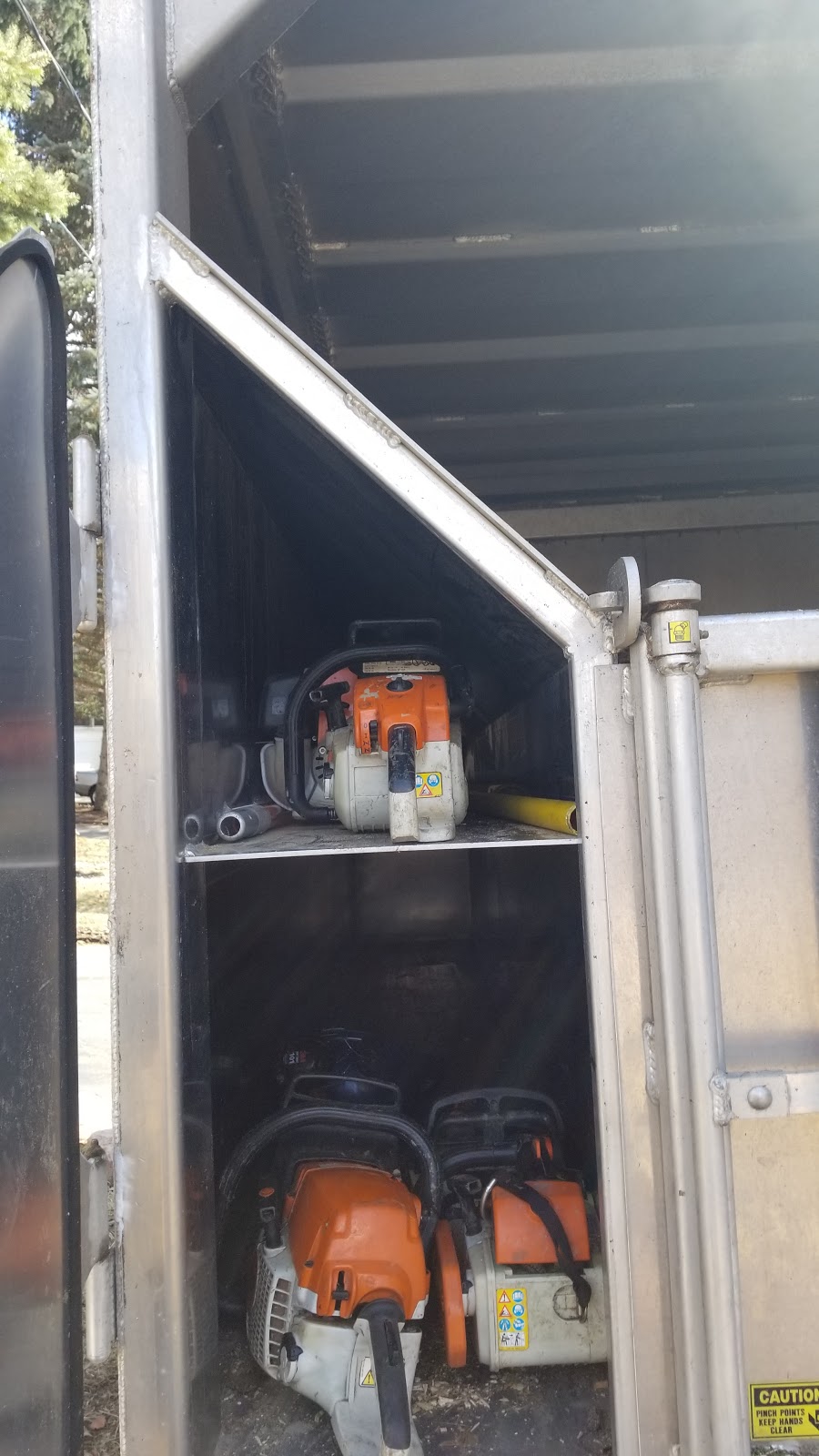 Voth Truck Bodies | 66 Norfolk County Rd 13, Courtland, ON N0J 1E0, Canada | Phone: (519) 842-7200