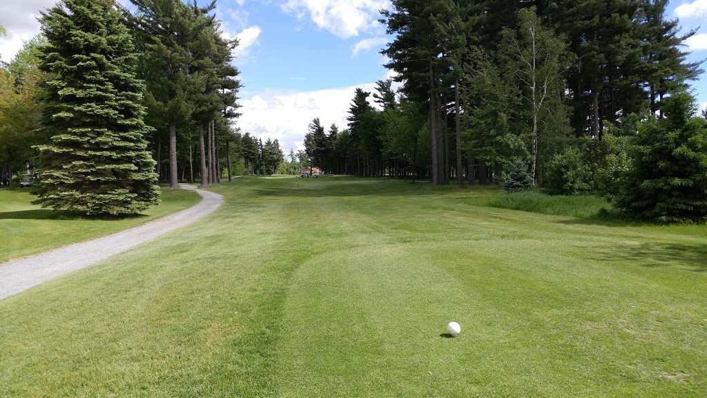 Club de golf La Madeleine | 3501 Montée du 4e Rang, Sainte-Madeleine, QC J0H 1S0, Canada | Phone: (450) 584-2244