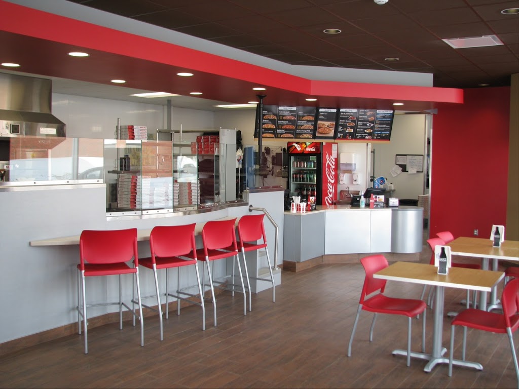 Dominos Pizza | 9065 Boulevard de lOrmière Unit #102, Québec, QC G2B 3K2, Canada | Phone: (418) 843-1444