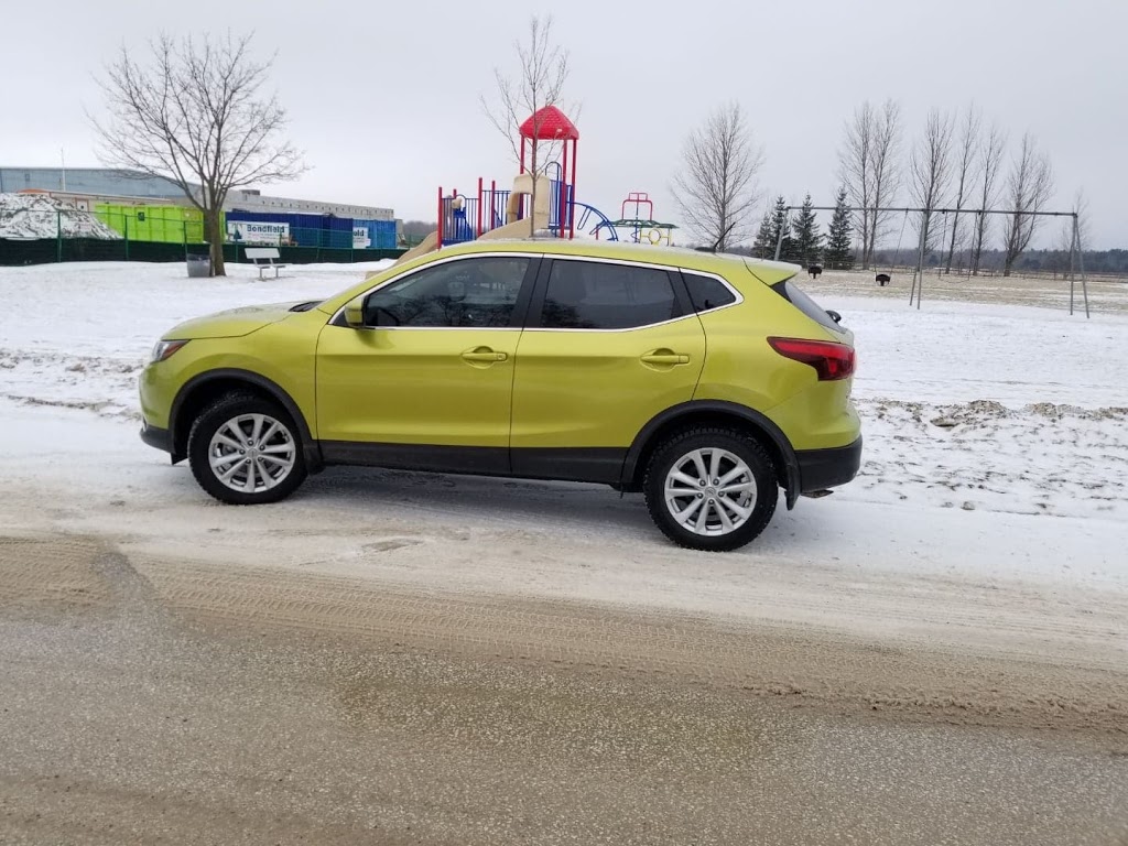 Georgian Triangle Auto Glass and Tint Inc. | 707 River Rd W Unit 11, Wasaga Beach, ON L9Z 1N7, Canada | Phone: (705) 984-4527