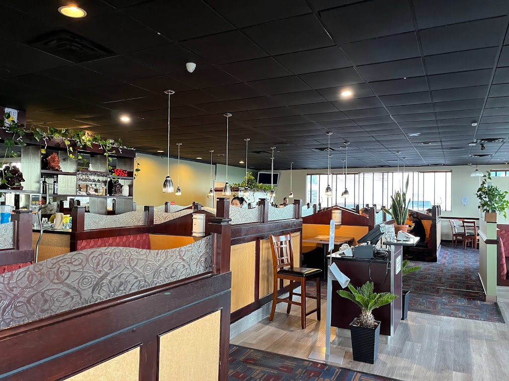 Pho 99 | 7 Crowfoot Rise NW, Calgary, AB T3G 4P5, Canada | Phone: (403) 457-7899