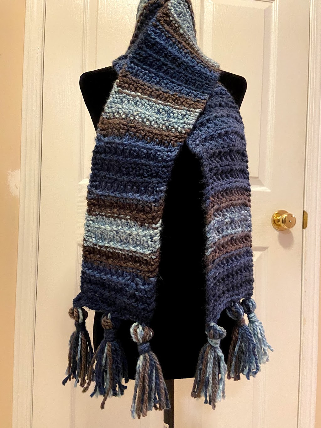 Debs Knit Creations | 3039 Dalehurst Dr, Mississauga, ON L5N 6M8, Canada | Phone: (905) 301-2628