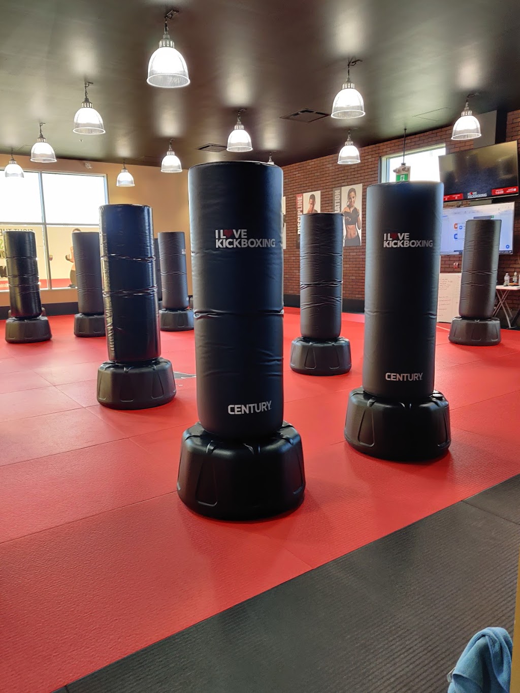 iLoveKickboxing - Royal Oak | 4 Royal Vista Way NW, Calgary, AB T3R 0N2, Canada | Phone: (587) 323-5500