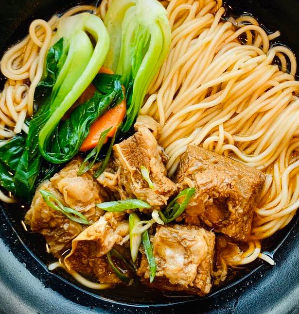 Mintiu Asian Food | 579 Kerr St unit 6, Oakville, ON L6K 3E1, Canada | Phone: (905) 339-1666