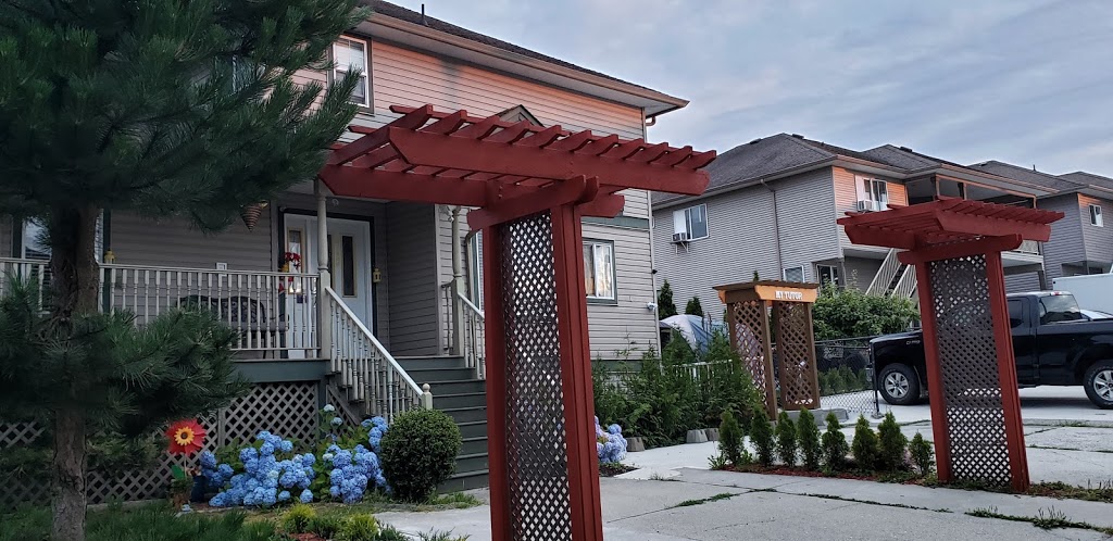 My Inn | 3615 Homestead Crescent, Abbotsford, BC V2T 6S6, Canada | Phone: (604) 807-9341