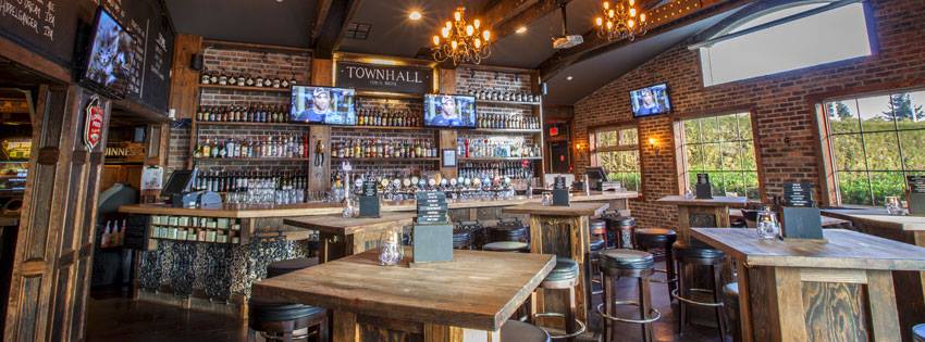 Tudor Liquor Store | 3140 King George Blvd, Surrey, BC V4P 1A2, Canada | Phone: (604) 560-5096