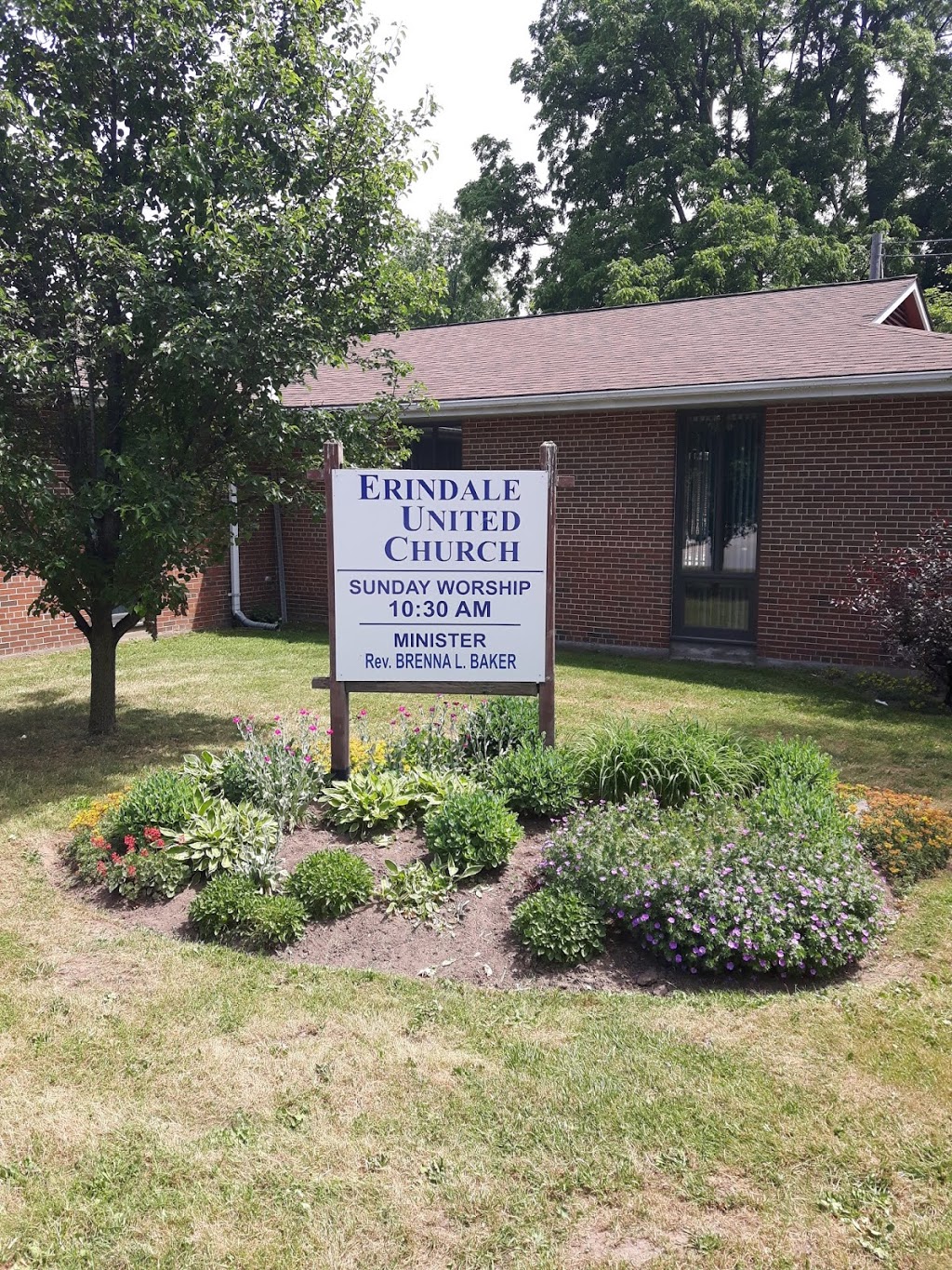 Erindale United Church | 1444 Dundas Crescent, Mississauga, ON L5C 1E9, Canada | Phone: (905) 277-3656