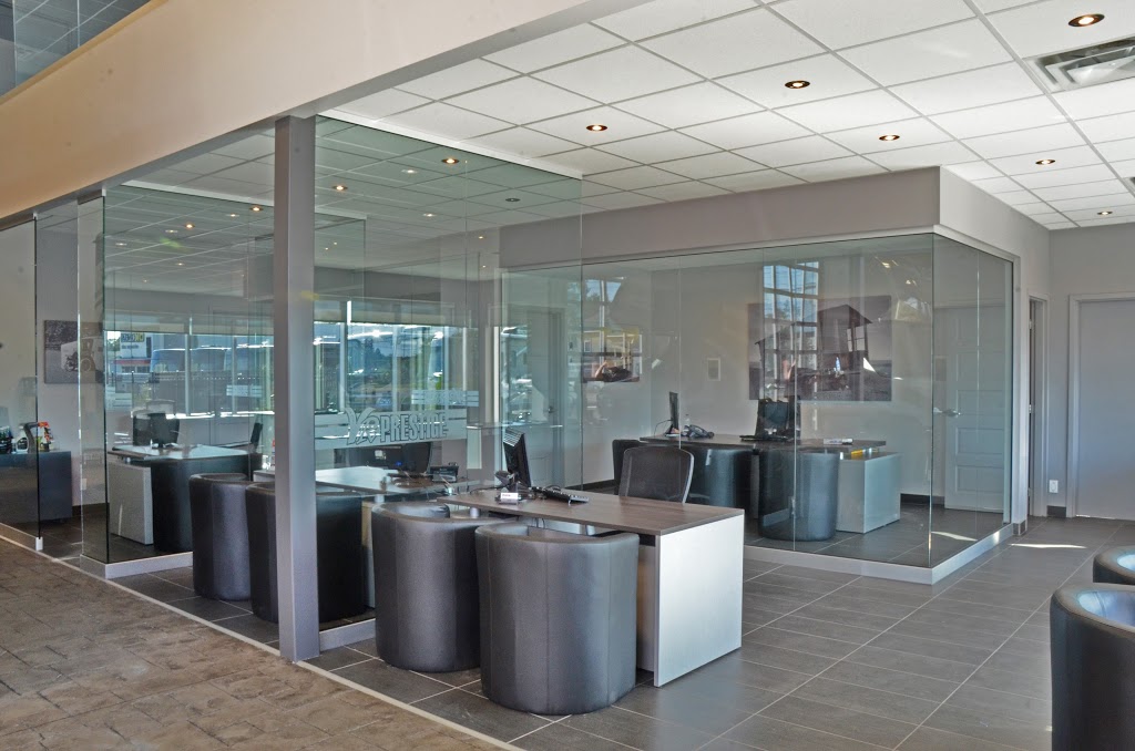 Luxury RV | Sale | 3015 Chemin Gascon, Mascouche, QC J7L 3X7, Canada | Phone: (855) 385-1465