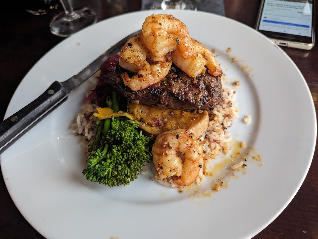Blackfin Pub | 132 Port Augusta St, Comox, BC V9M 3N7, Canada | Phone: (250) 339-5030
