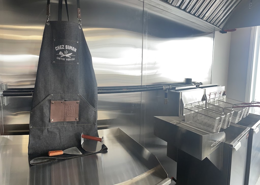 Chez Simon Cantine Urbaine | 7000 Bd Laurier, Terrebonne, QC J7M 1H1, Canada | Phone: (450) 477-4747