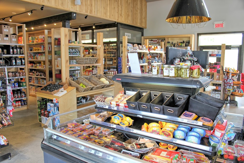 LÉtalage marché gourmand | 2122 Chemin du Lac Supérieur, Lac-Supérieur, QC J0T 1P0, Canada | Phone: (819) 688-5333