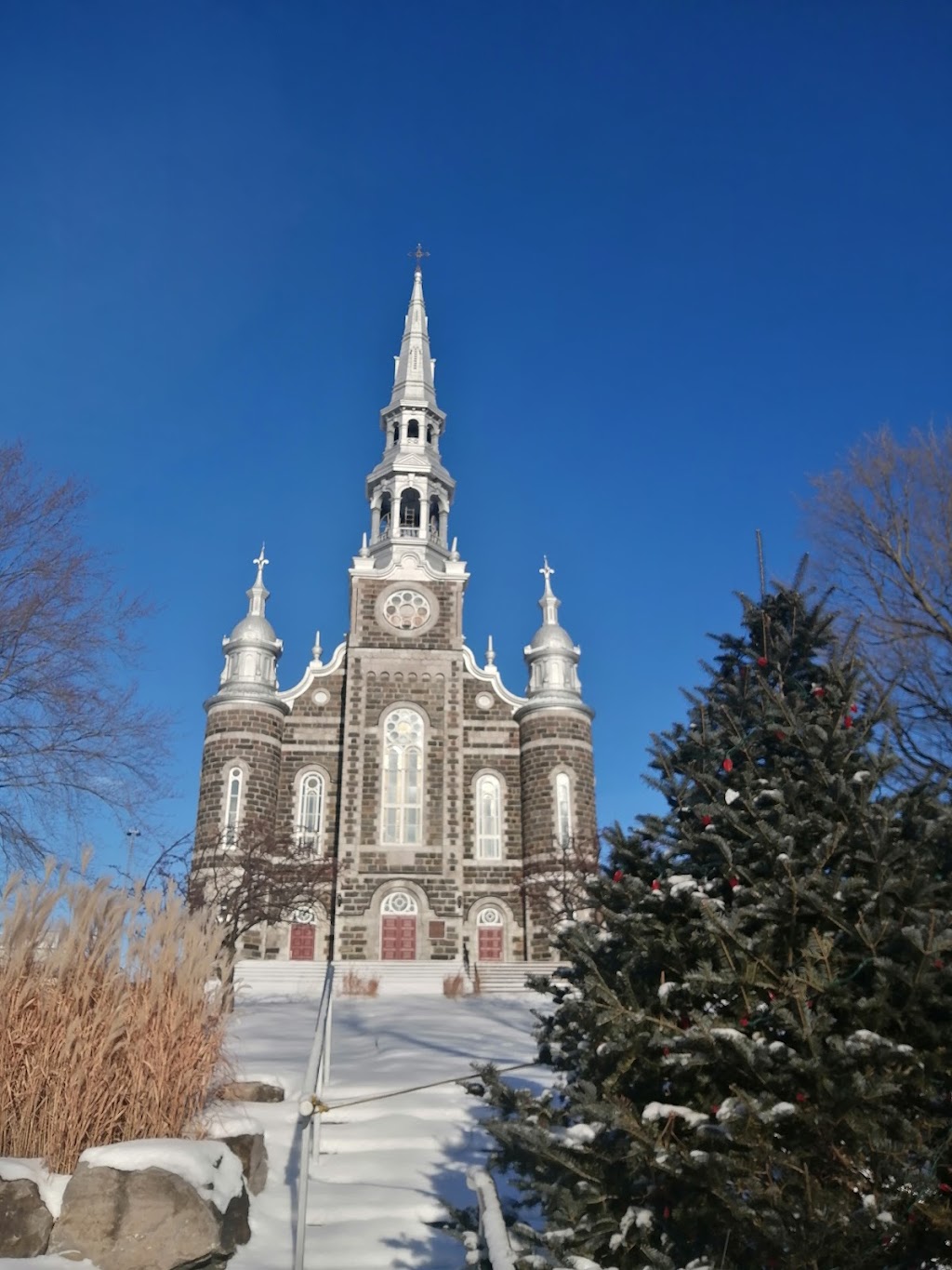 Église Saint-Félix | 6105 Rue Principale, Saint-Félix-de-Kingsey, QC J0B 2T0, Canada | Phone: (819) 397-2344