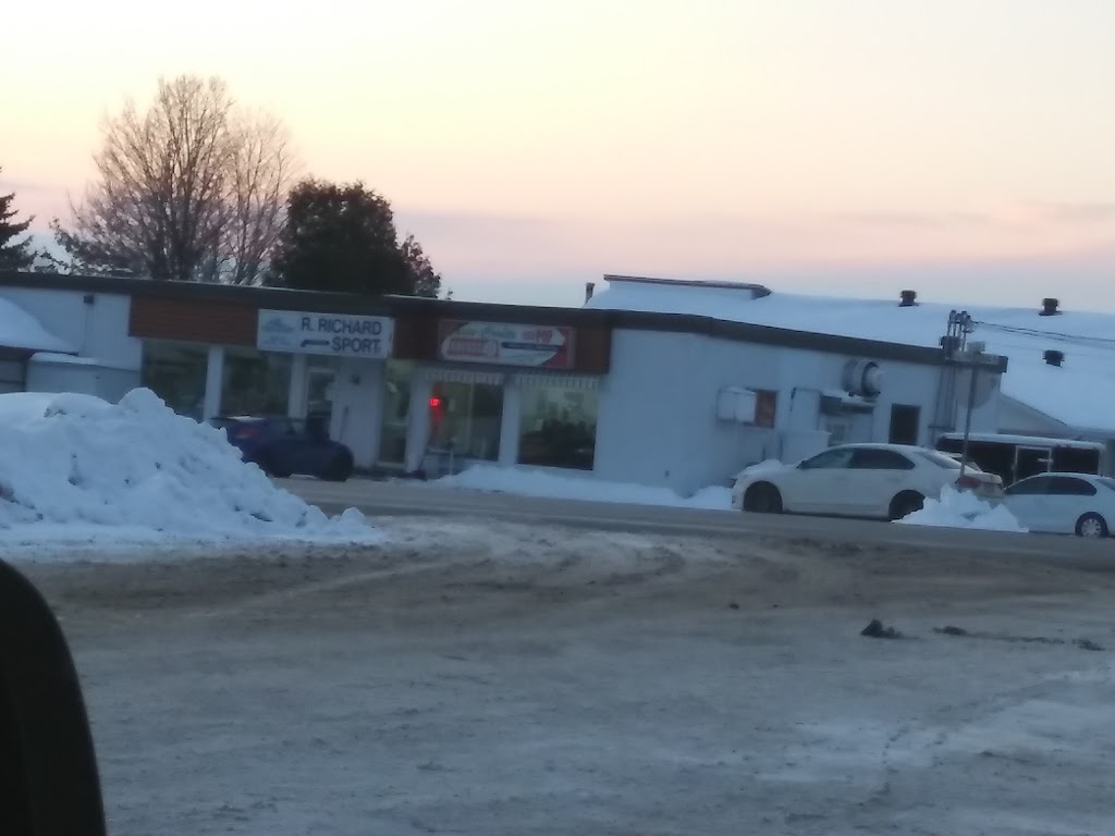 Renaud Richard Sport | 3969 Boulevard Frontenac O, Thetford Mines, QC G6H 2B2, Canada | Phone: (418) 423-7137