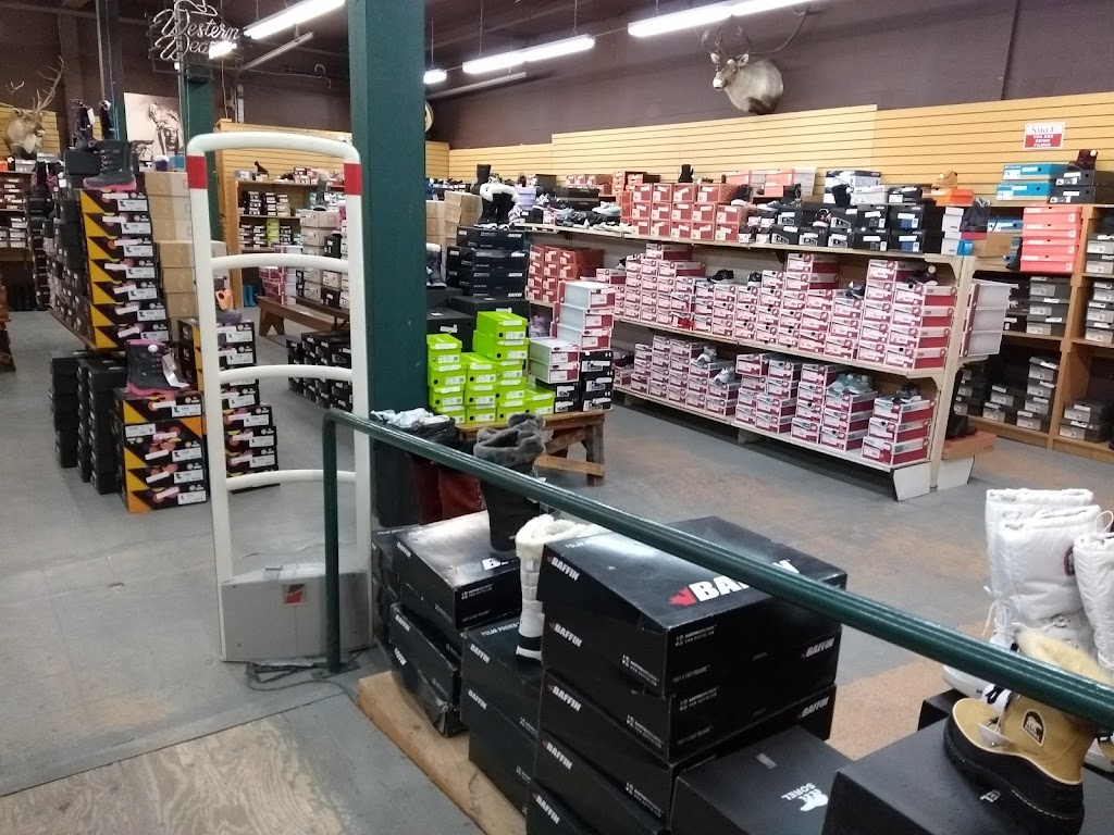 Winnipeg Outfitters Inc. | 250 McPhillips St, Winnipeg, MB R3E 2K4, Canada | Phone: (800) 665-0193