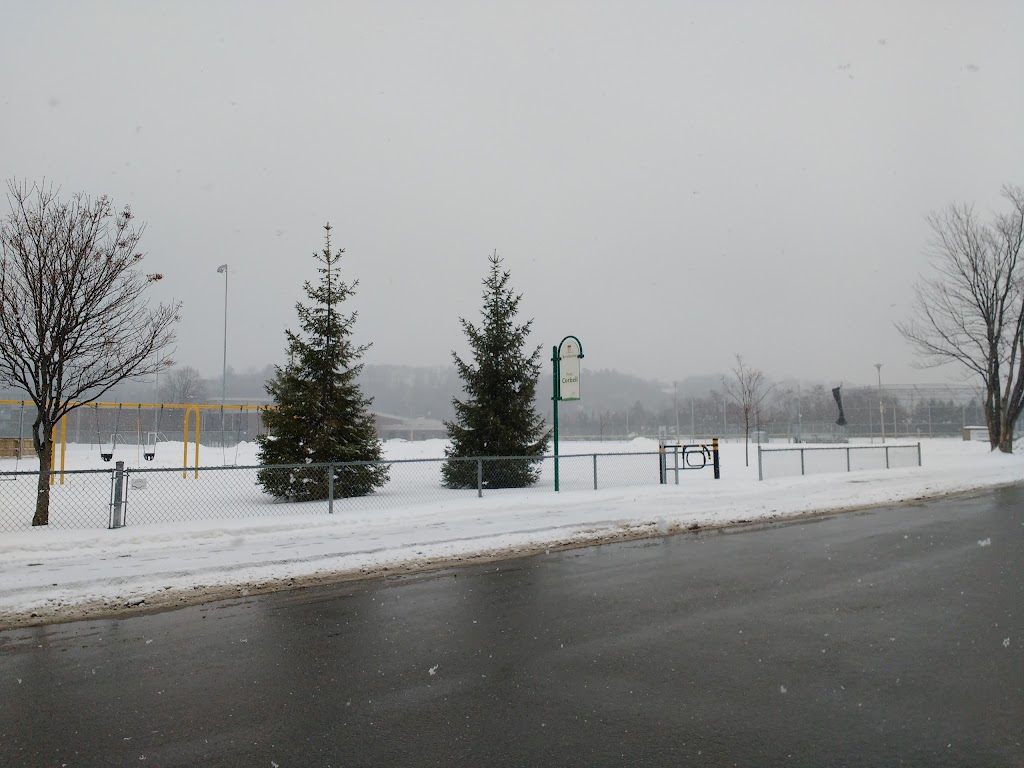 Parc Corbeil | 795 Rue John F. Kennedy, Terrebonne, QC J6W 1X2, Canada | Phone: (450) 961-2001
