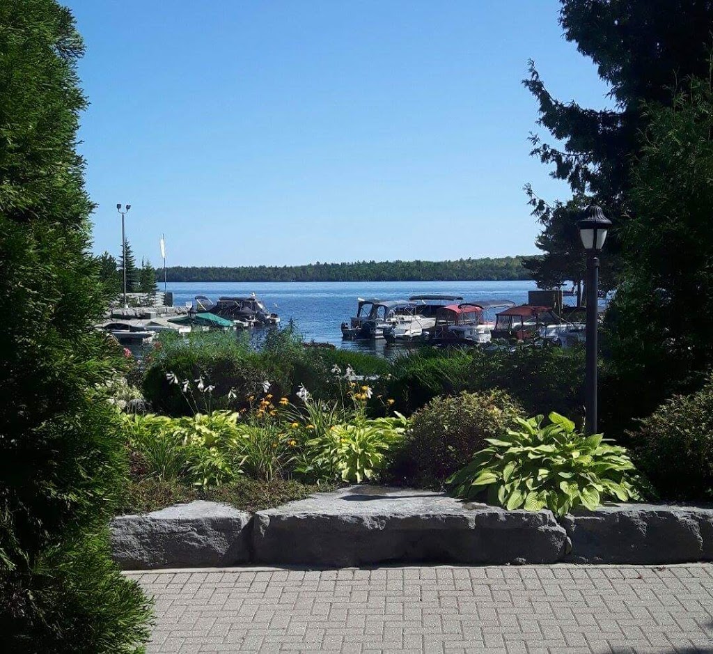 Shore Spa Community Club Inc | 40 Marina Dr, Bobcaygeon, ON K0M 1A0, Canada | Phone: (705) 768-7590