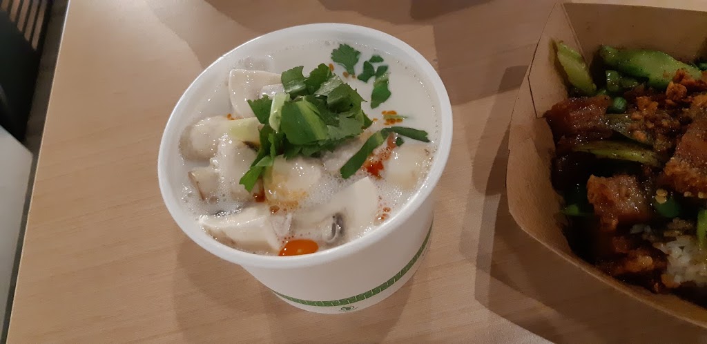 Bob Pochana Thai | 1660 Robson St, Vancouver, BC V6G 1C7, Canada | Phone: (604) 423-3274