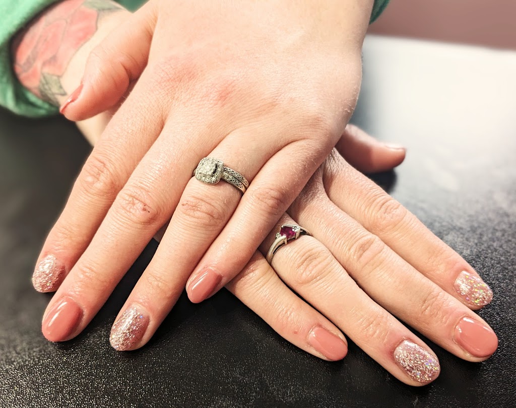 The Darling Shack Nail Studio | 5728 Vermillion St, Edgewater, BC V0A 1E0, Canada | Phone: (604) 399-8882
