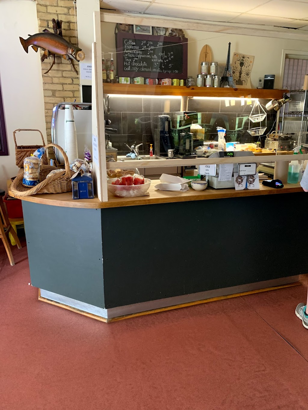 Sunny Joes Café | 250 Sorauren Ave, Toronto, ON M6R 1M1, Canada | Phone: (416) 539-9420