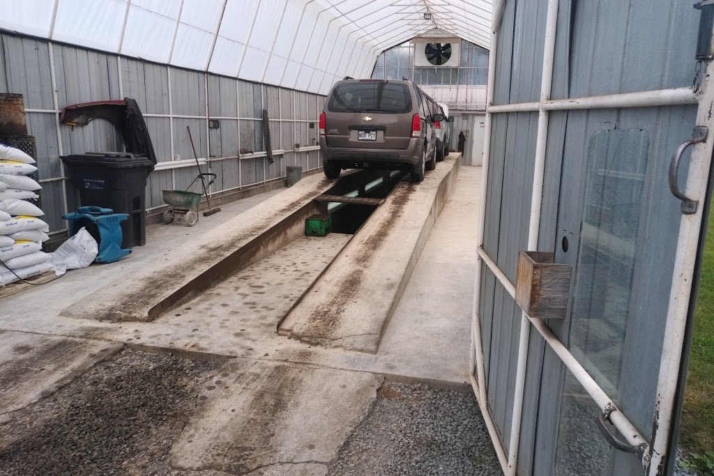 Garage Lambert Daniel | 3457 Boulevard Fiset, Sorel-Tracy, QC J3P 5J3, Canada | Phone: (450) 742-2314