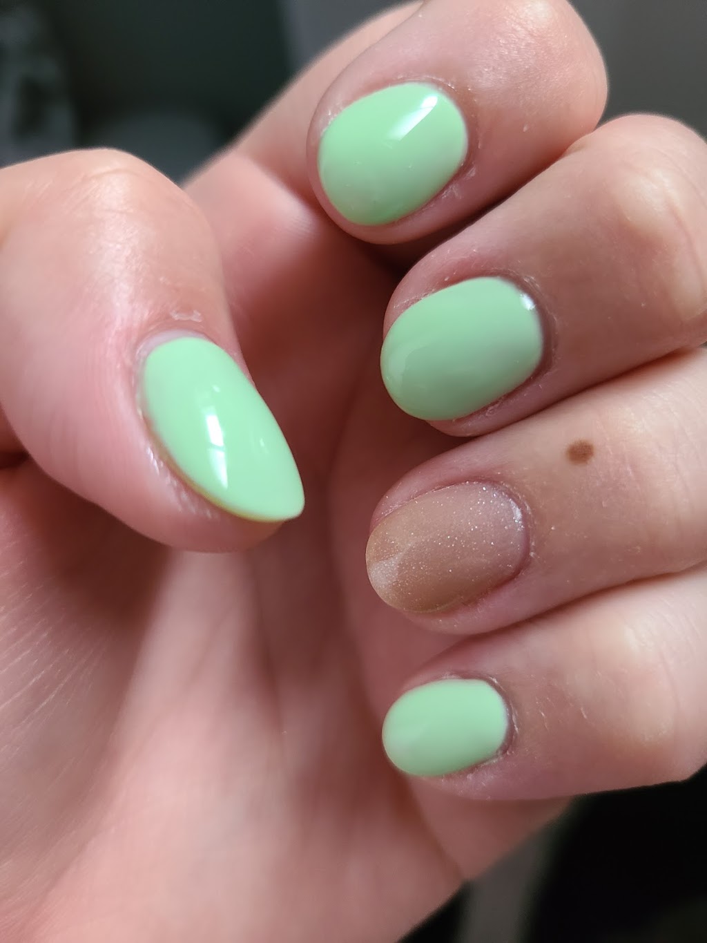 Lyly Nails | 1161 Pelham St, Welland, ON L3C 6Z9, Canada | Phone: (905) 933-2029