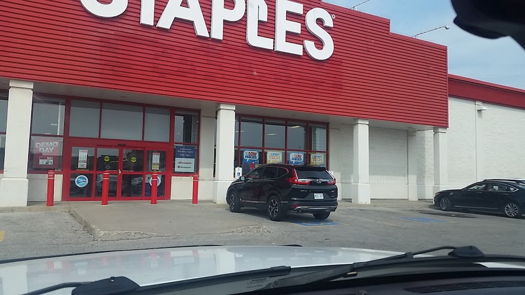 Staples | 7725 Markham Rd, Markham, ON L3S 3J9, Canada | Phone: (905) 472-0746