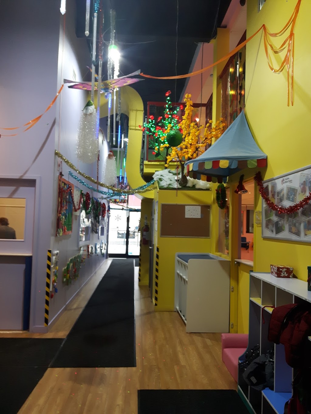 Garderie Les Petits Tresors De Lasalle | 9150 Blvd. Newman, LaSalle, QC H8R 1Y8, Canada | Phone: (514) 903-2007