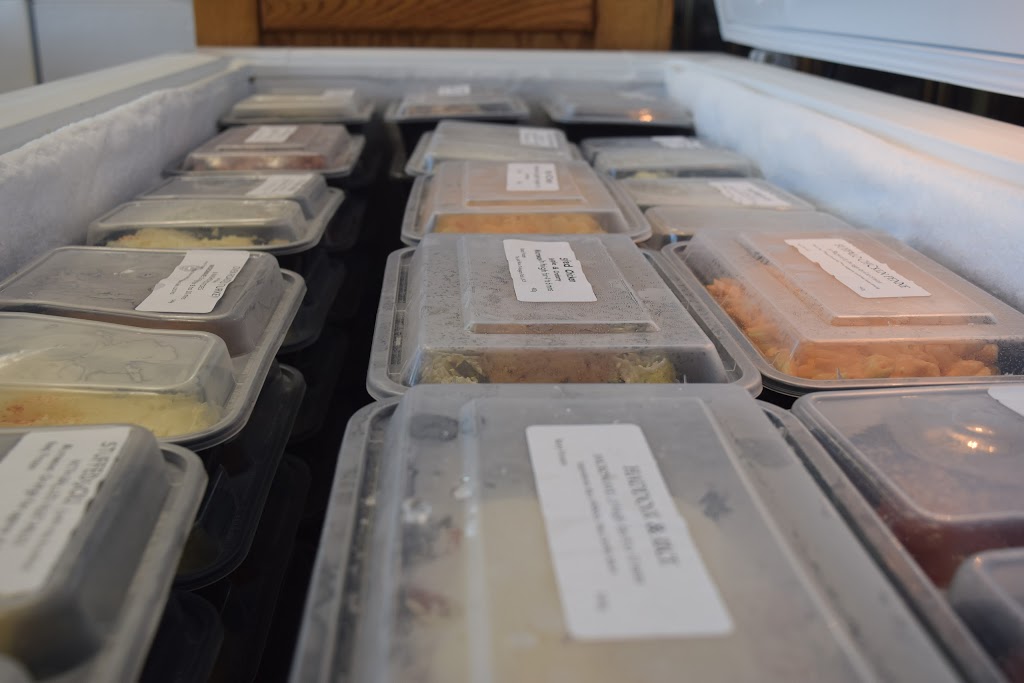 The New Food Box | 7000 McLeod Rd, Niagara Falls, ON L2G 7K3, Canada | Phone: (905) 357-6377