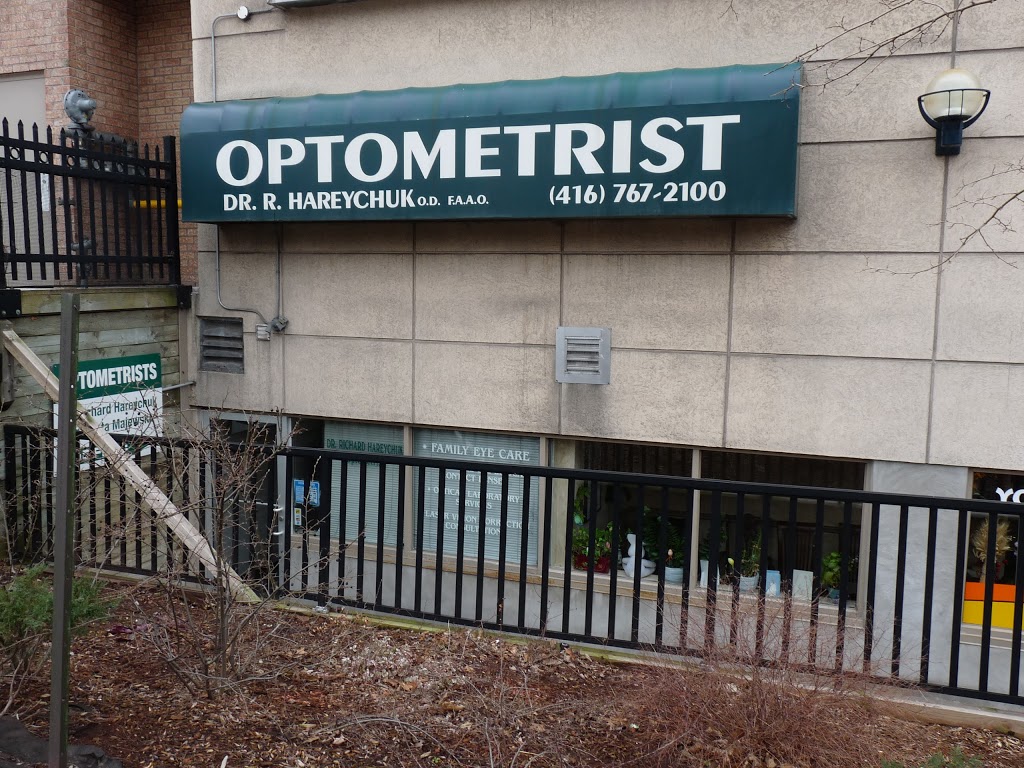 High Park Eye Care 2100 Bloor St W, Toronto, ON M6S 1M7, Canada