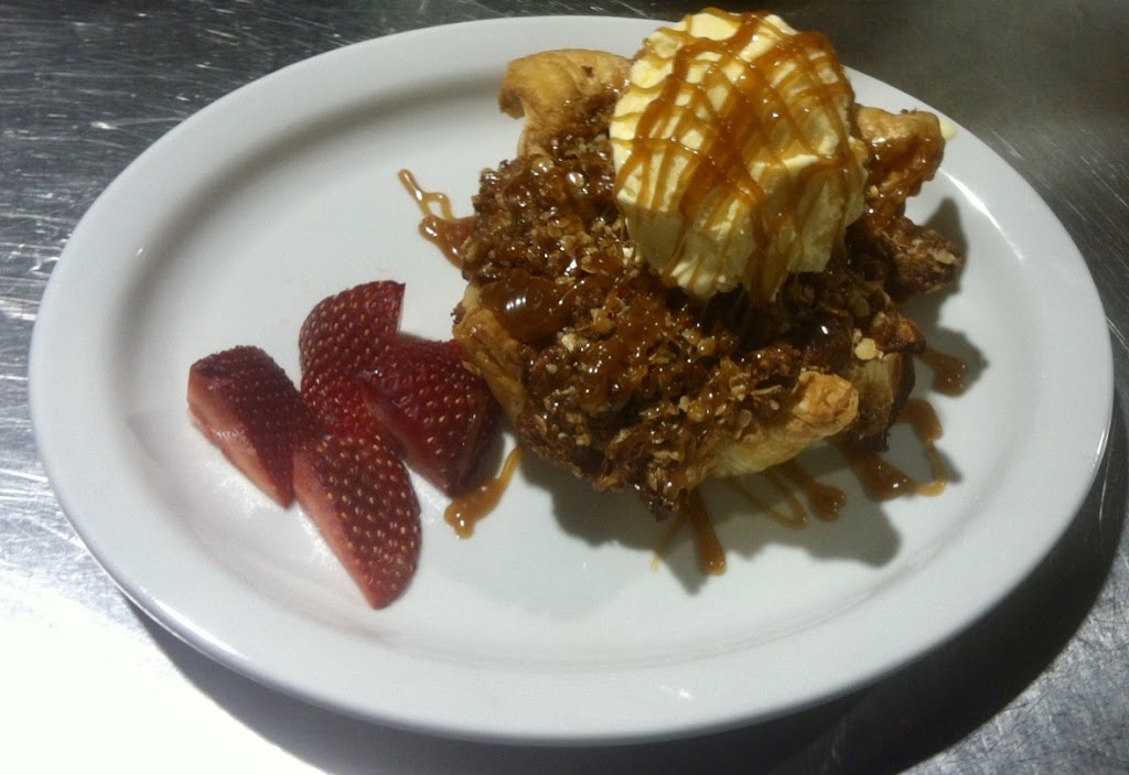 Best Bite Bar and Grill | 5503 Eglinton Ave W, Etobicoke, ON M9C 5K5, Canada | Phone: (416) 620-6600