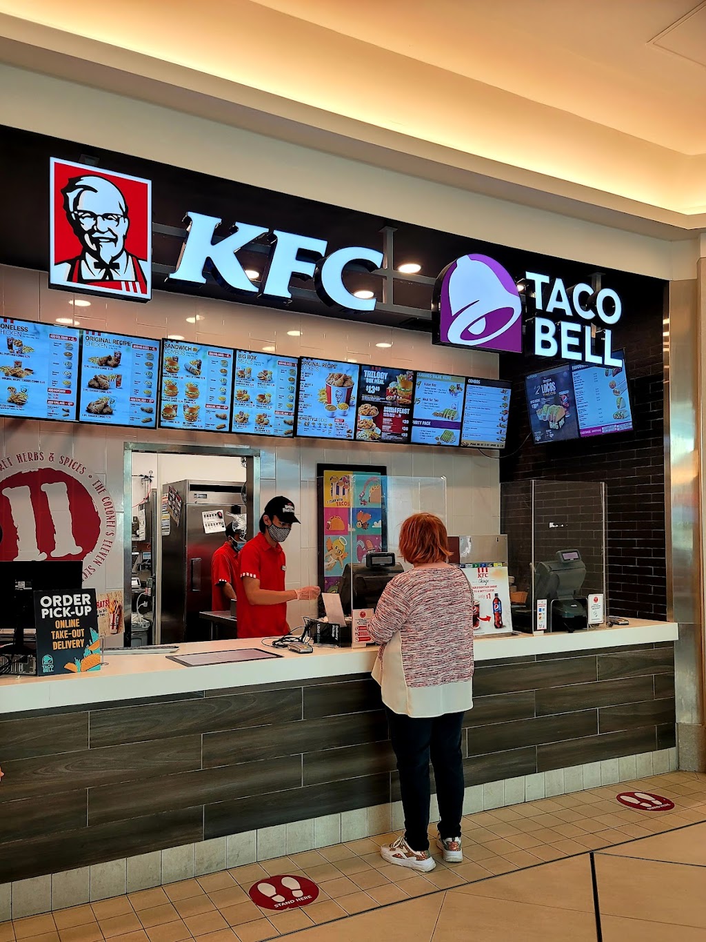 KFC | 21 Micmac Blvd, Dartmouth, NS B3A 4N3, Canada | Phone: (902) 463-1300