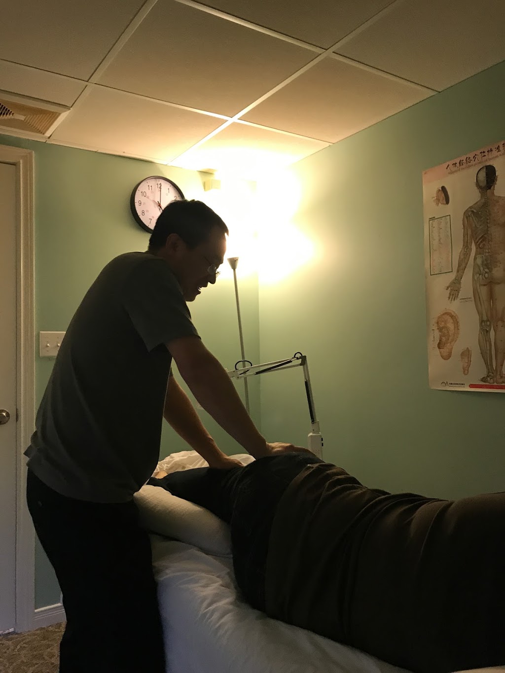 Lina Ma Acupuncture and Massage Clinic | 23 Drohan Dr, Guelph, ON N1G 5H6, Canada | Phone: (519) 827-6991