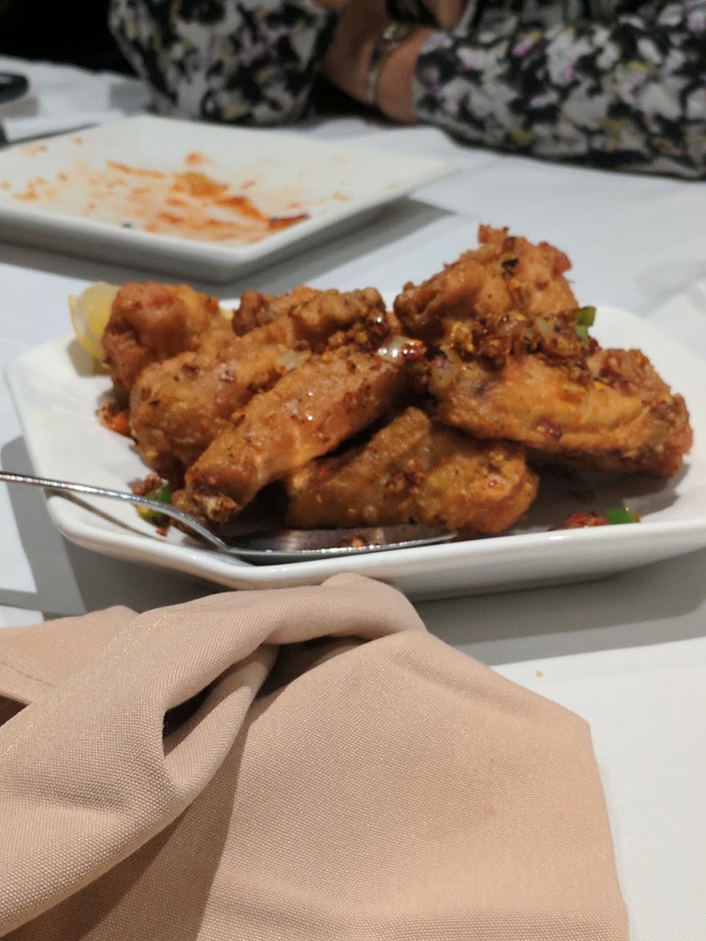 Eastern Sense Chinese Restaurant | 200 Marycroft Ave, Woodbridge, ON L4L 5X9, Canada | Phone: (905) 264-1688