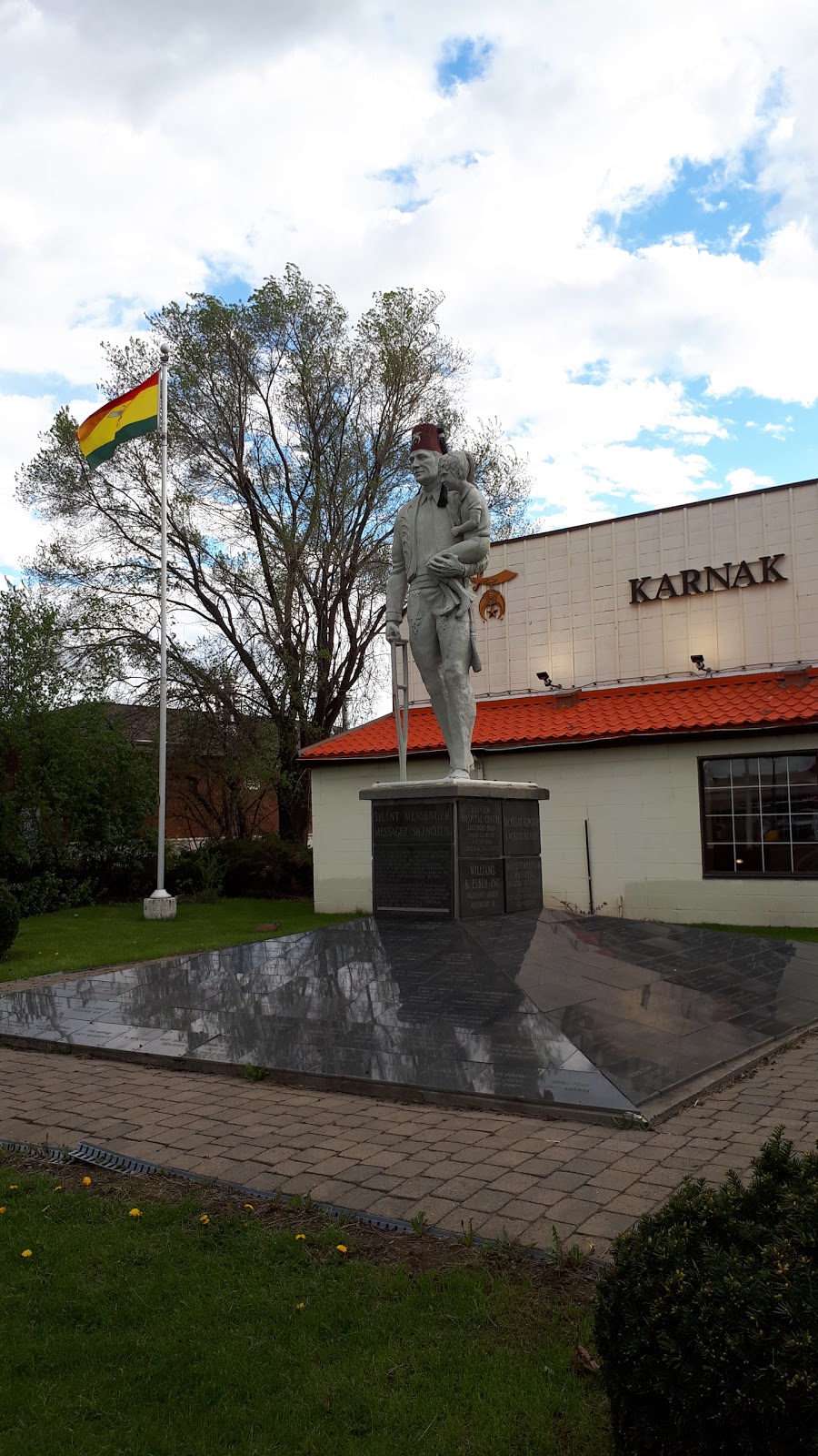 Karnak Shriners - Province of Quebec & Cornwall, ON | 3350 Bd des Sources, Dollard-des-Ormeaux, QC H9B 1Z9, Canada | Phone: (514) 684-7393
