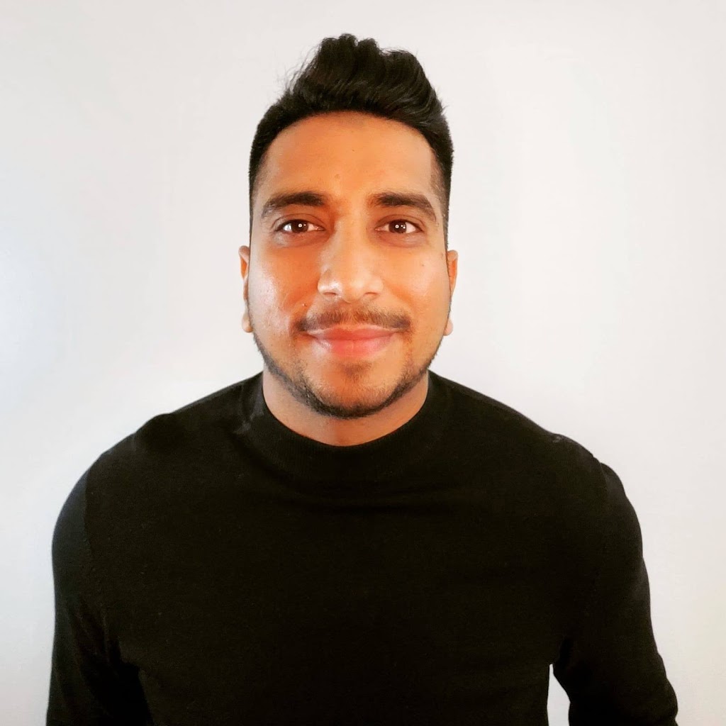 Fez Siddiqui Real Estate | 2255 Dundas St W, Mississauga, ON L5K 1R6, Canada | Phone: (647) 890-0025