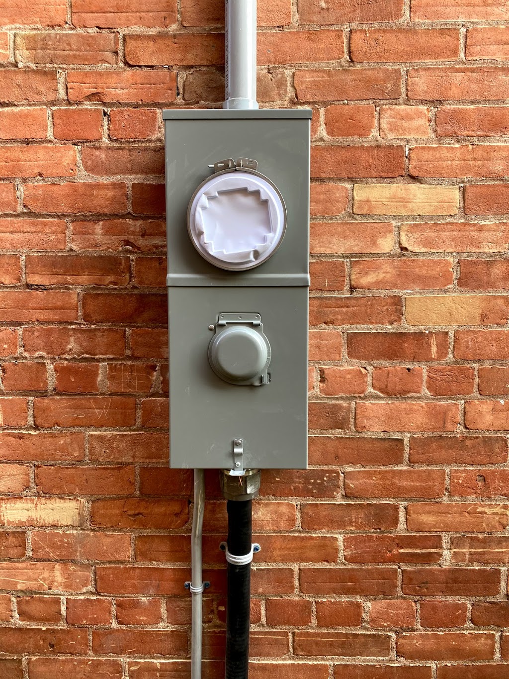 Stealth Electrical Contractors inc | 29 Pacific Ave, Milverton, ON N0K 1M0, Canada | Phone: (519) 465-2732