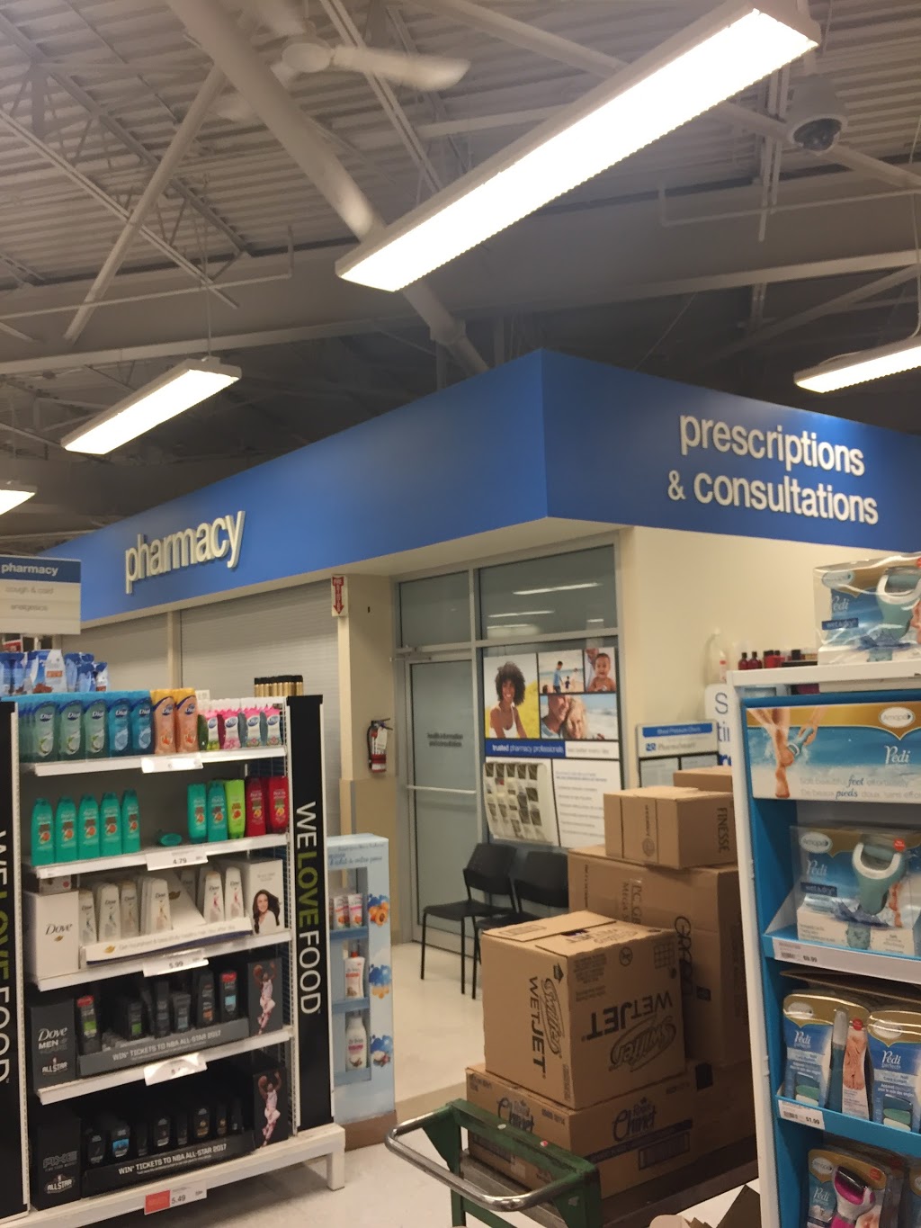 Loblaw pharmacy | 1460 Merivale Rd, Nepean, ON K2E 5P2, Canada | Phone: (613) 226-2611
