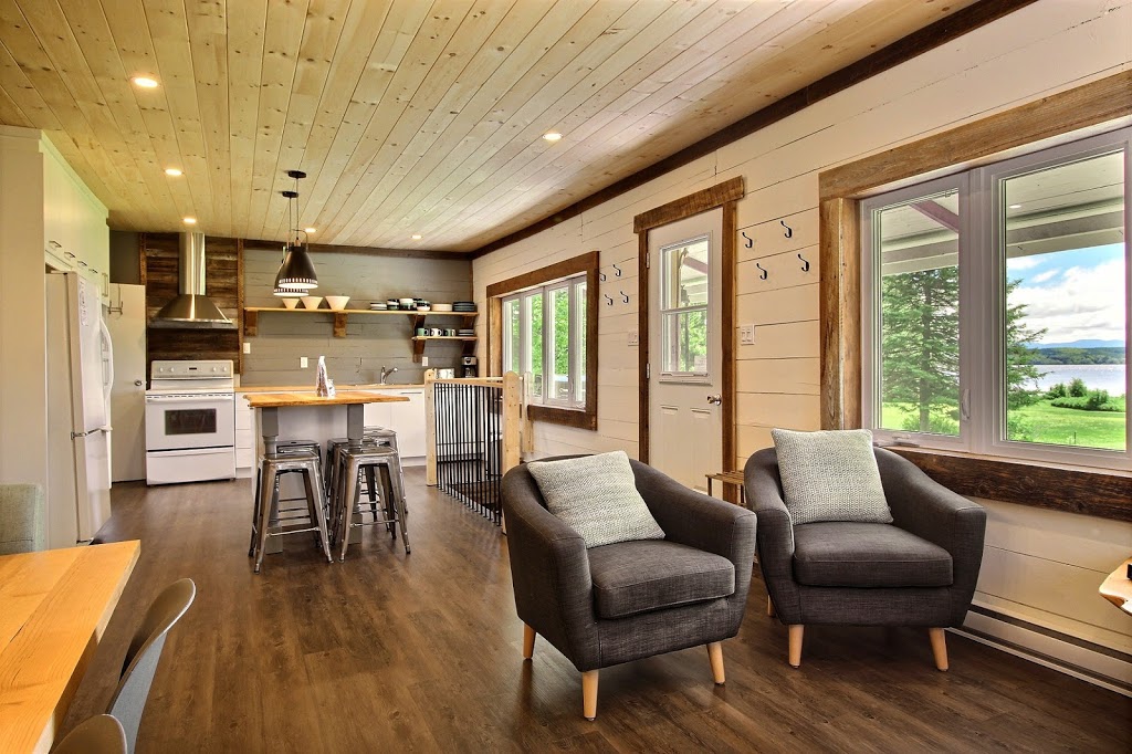 Refuge du héron | 101 Chemin de la Plage, Piopolis, QC G0Y 1H0, Canada | Phone: (819) 582-2346