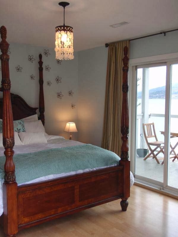The Lakebend Inn Peachland | 6251 Renfrew Rd, Peachland, BC V0H 1X7, Canada | Phone: (250) 767-2333