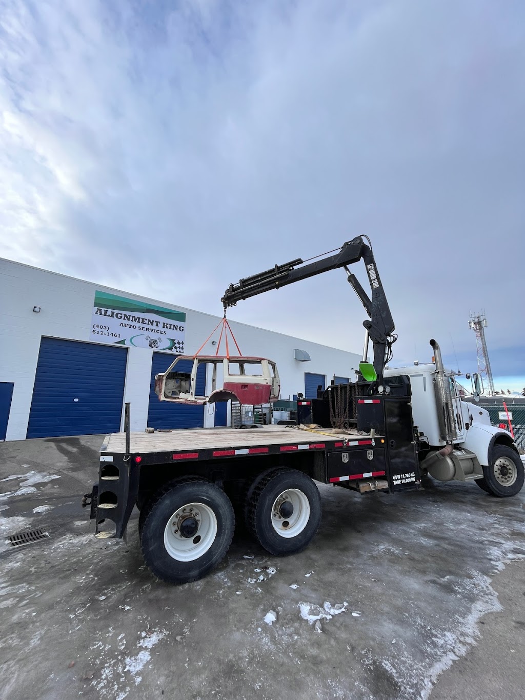 Daves Truck & Crane Svc Ltd | 668 Brookpark Dr SW, Calgary, AB T2W 2R1, Canada | Phone: (403) 333-4843